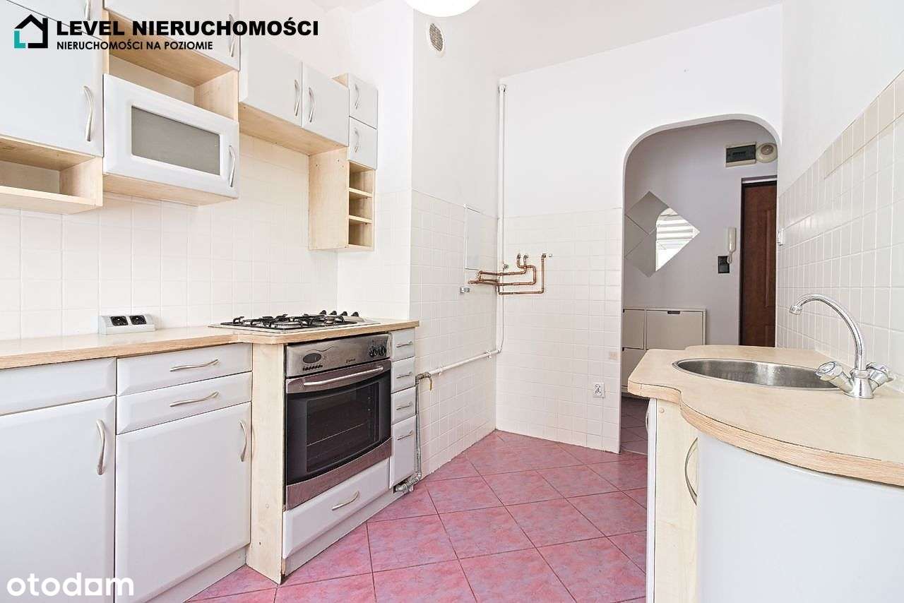 Przestronne mieszkanie dwupokojowe-7