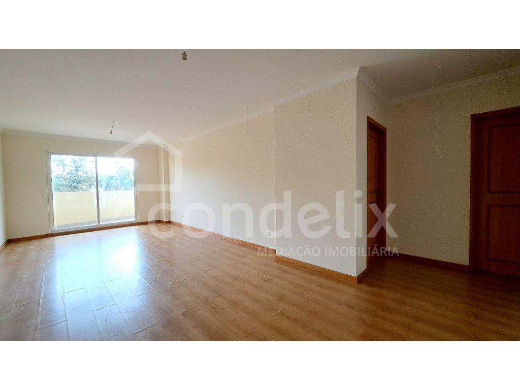 Apartamento T3 perto do Fórum Madeira