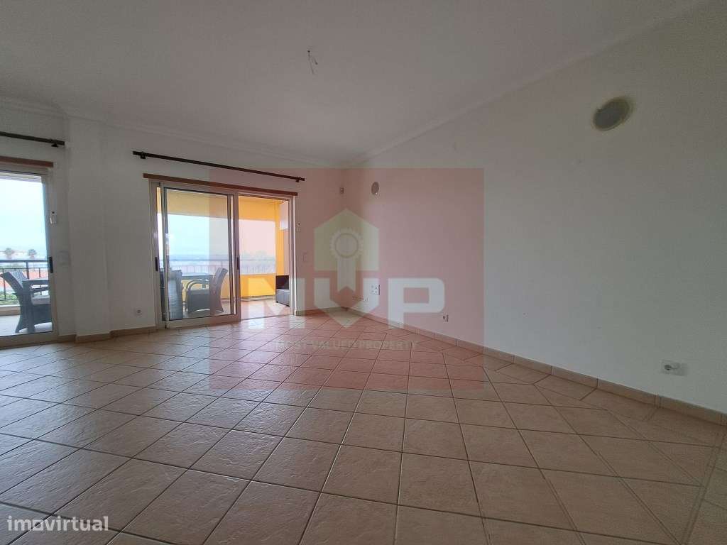 T3 na Guia com piscina comum e estacionamento-9