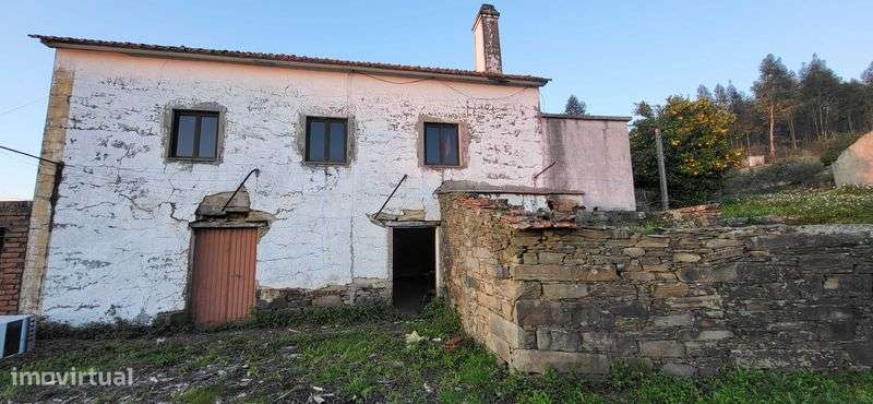 Casa em aldeia calma - Grande imagem: 2/6