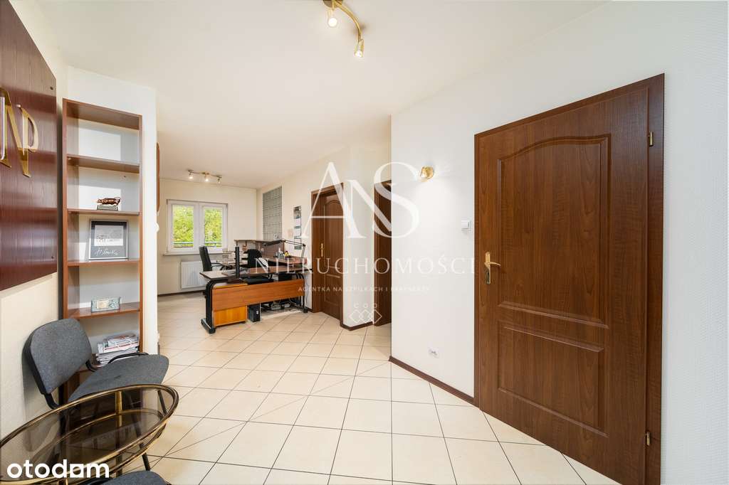 Eleganckie biuro z tarasem i miejscem postojowym! - Pełny obrazek: 3/20