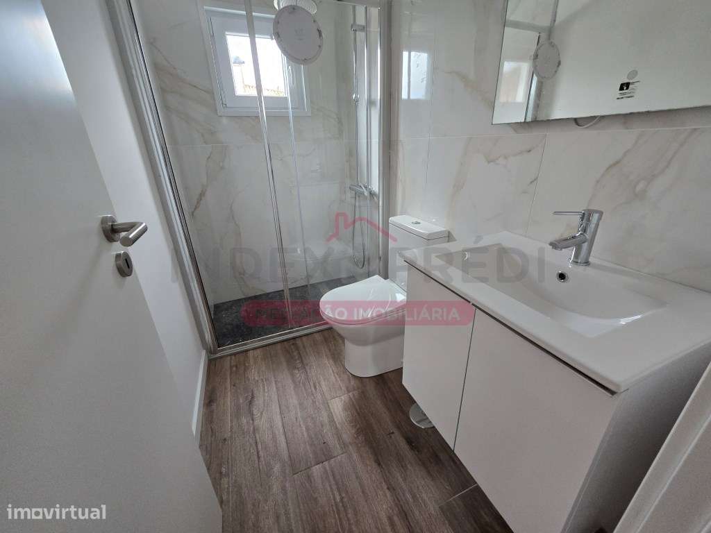 Moradia Dividida em 3 Frações - Anadia - Grande imagem: 4/27