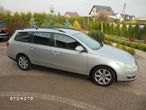 Volkswagen Passat 2.0 TDI Comfortline - 4