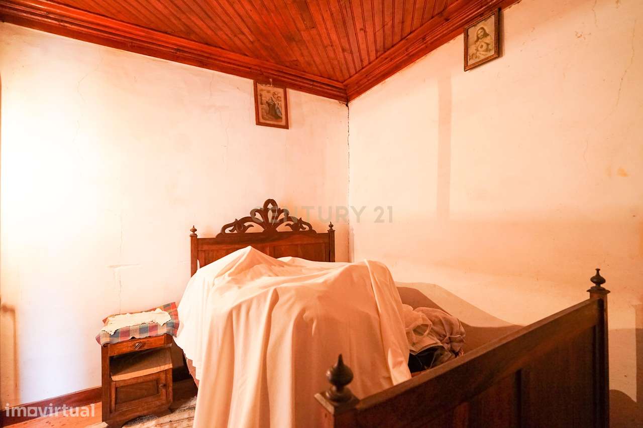 Moradia T3 com anexos e pátio com vistas deslumbrantes e possibilidade - Grande imagem: 5/13