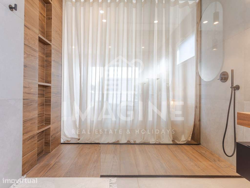 Moradia V2, de Arquitetura Moderna com Piscina e jardim - Urbanizaç...-43