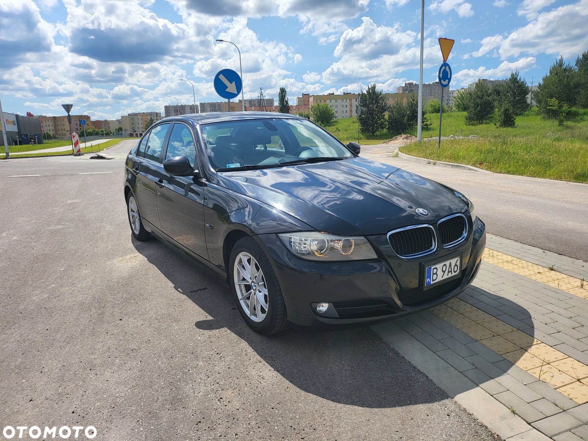 BMW Seria 3 320i Edition Exclusive - 1
