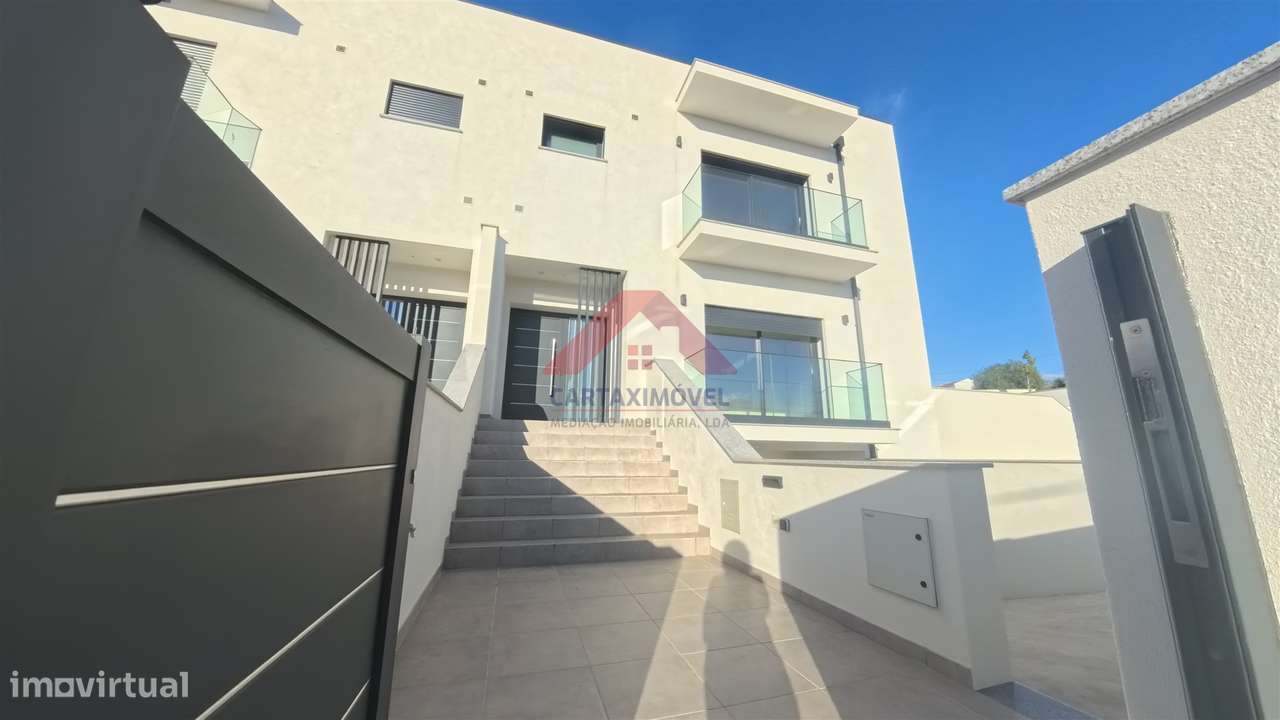 Moradia T4 Venda em Aveiras de Cima,Azambuja-19