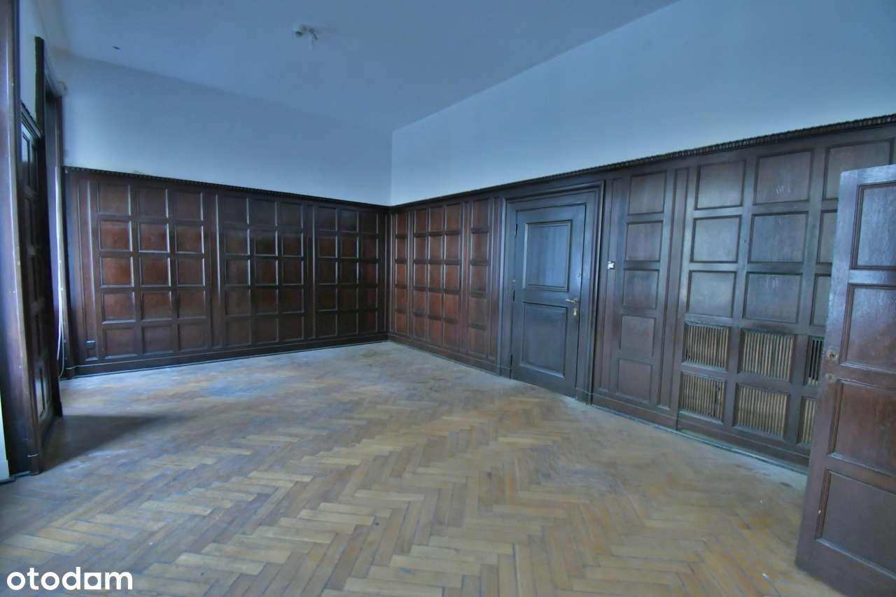 XVIII wieczny pałac w sercu Wrocławia na sprzedaż-8