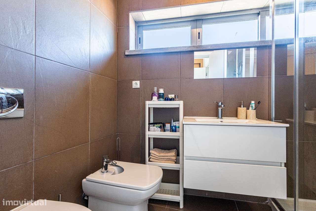 Apartamento T3 de Excelência no Centro do Cartaxo-32