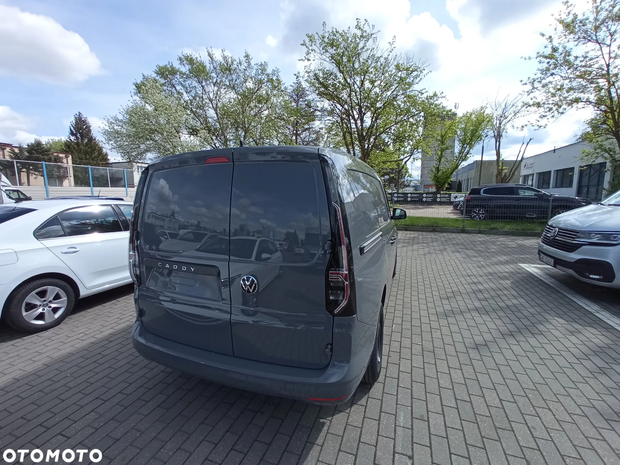 Volkswagen Caddy Maxi 2.0 TDI - 4