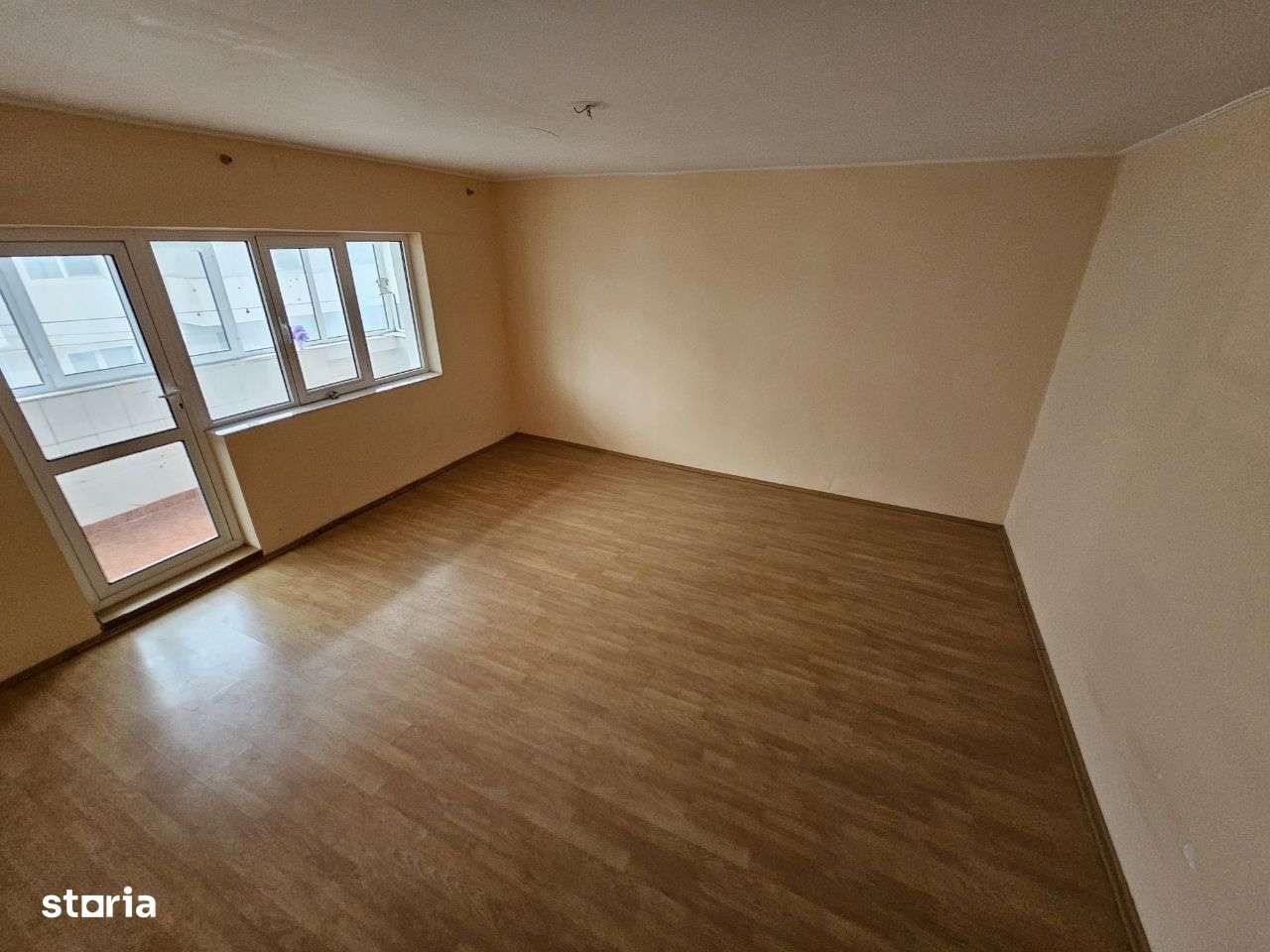 Apartament 3 camere et1/3 Campineanca Zona Centru Profi - Imagine principală: 4/18