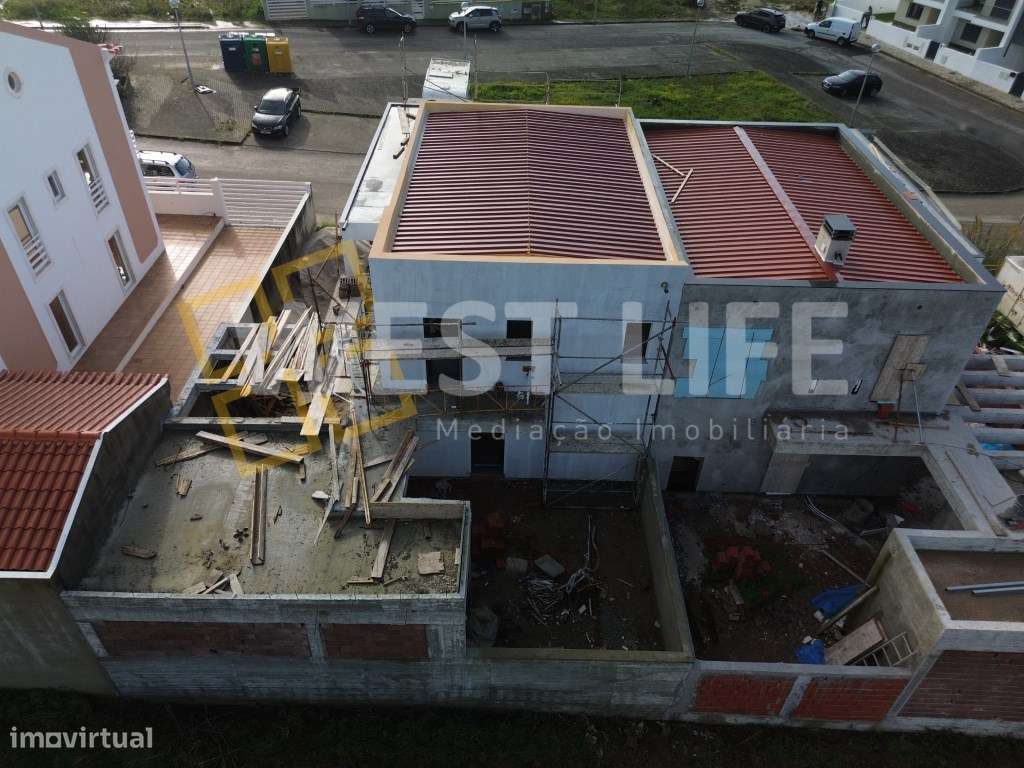 Moradia T3 com três magnificas suítes - NOVA-16