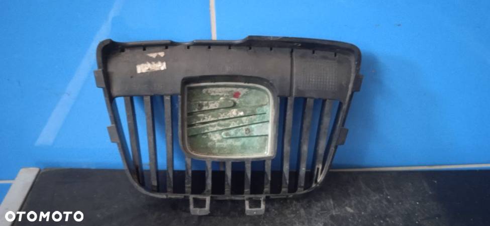 Grill atrapa Seat Cordoba 6K0853654D - 2