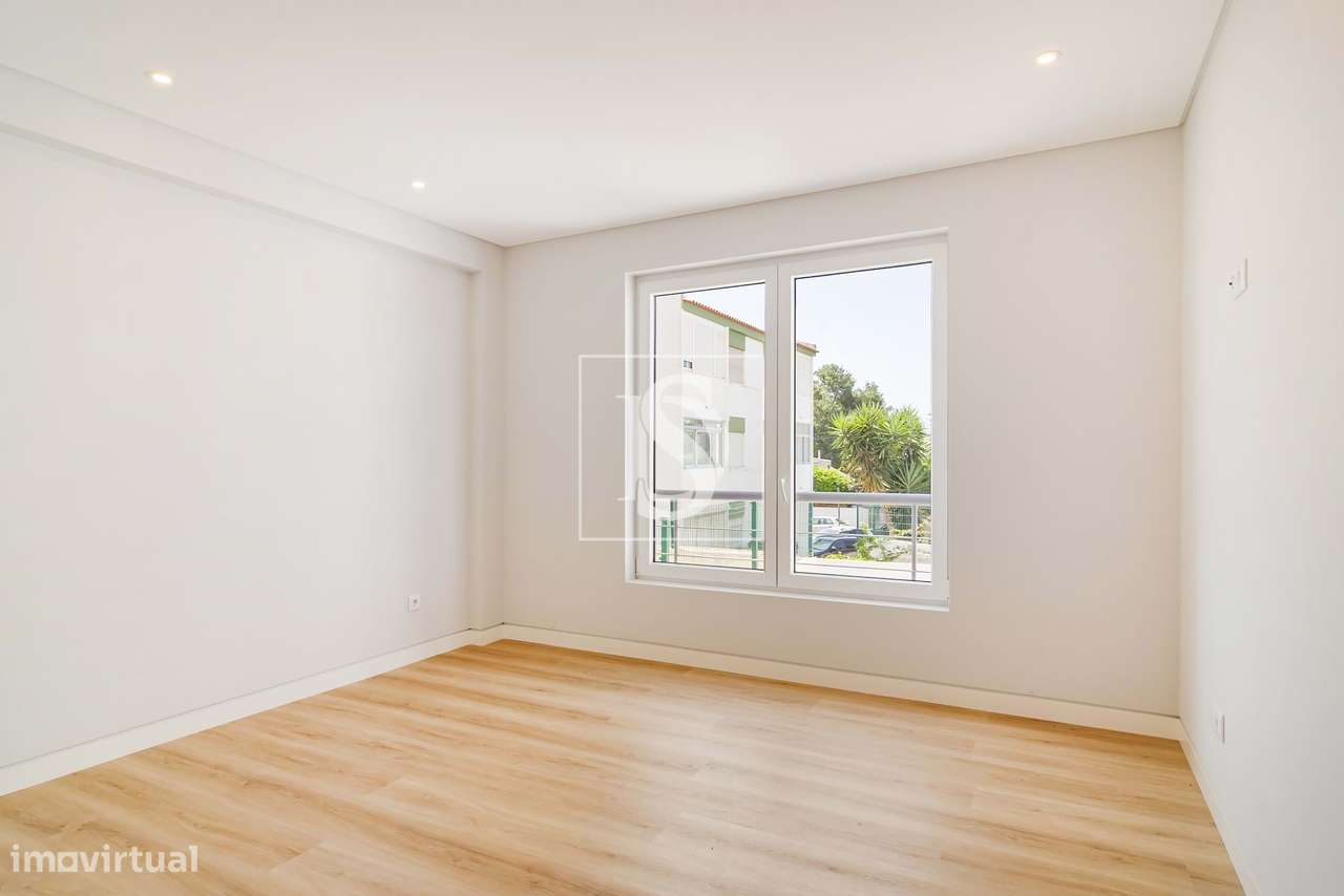 Apartamento Novo de Alta Qualidade em Carcavelos – 3 Frentes, Varandas-19