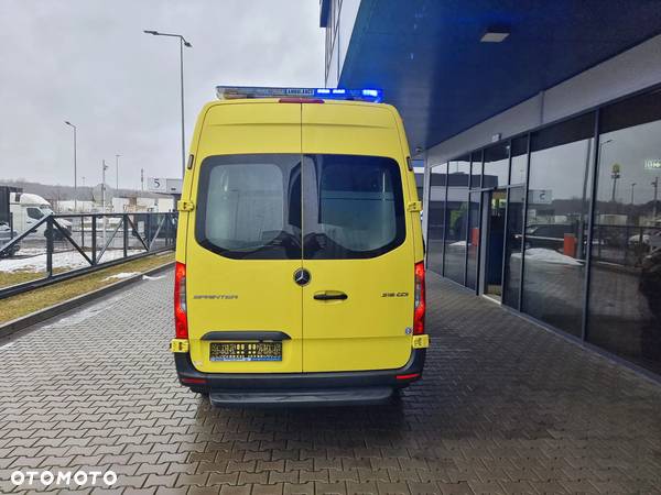 Mercedes-Benz Sprinter - 7