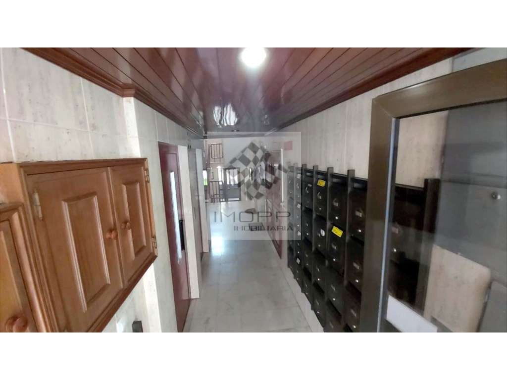 Fantástico Apartamento T2 em Matarraque - São Domingos de Rana-1