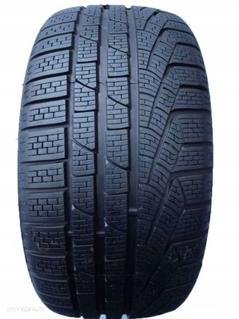 Pirelli Sottozero Winter 240 Serie II 235/35 R19 87V 2022 8mm - 1