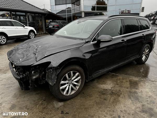 Volkswagen Passat Variant 2.0 TDI DSG Comfortline - 1