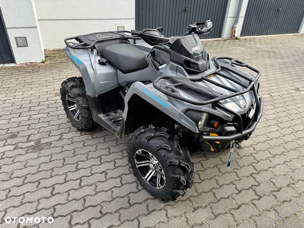 Can-Am Outlander - 3