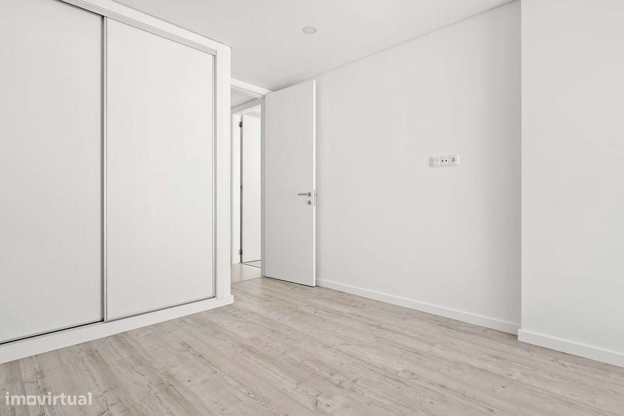 Apartamento T3 de luxo, NOVO, praia, vista mar, piscina!-14