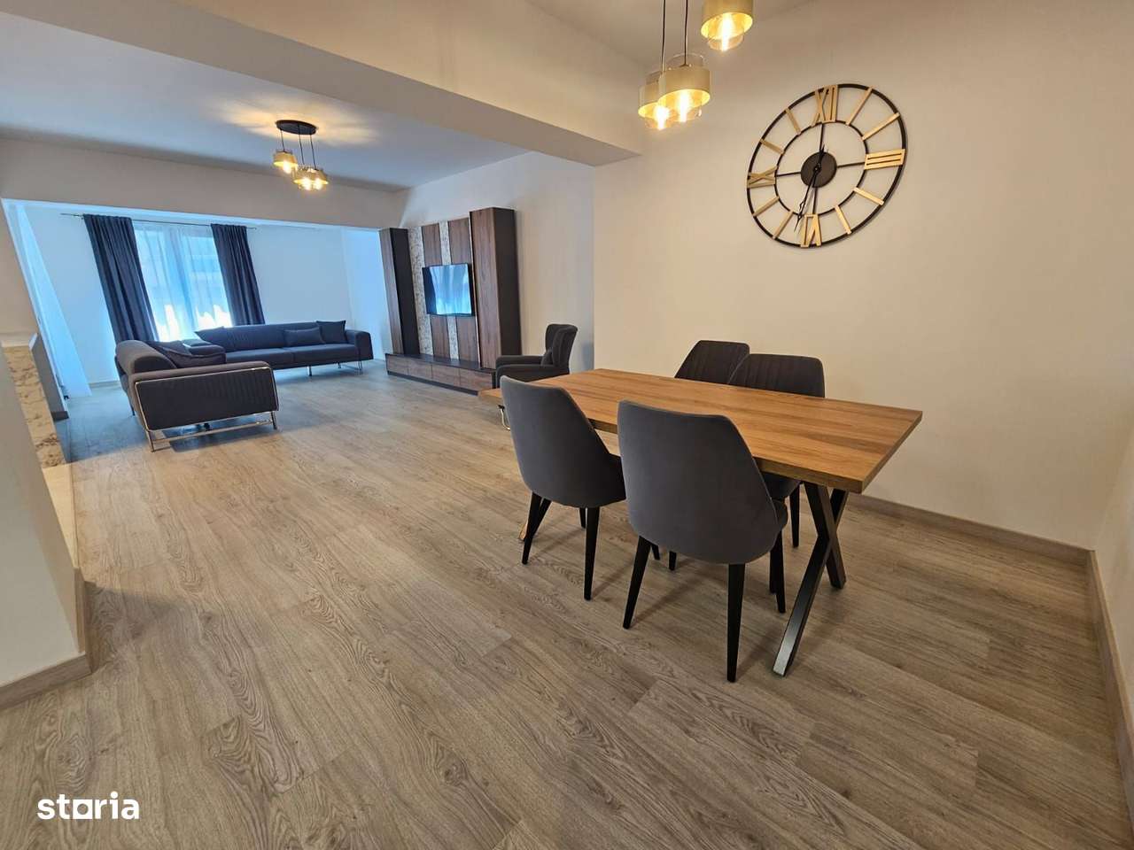 2 camere spatios/parcare 87 mp Dristor - Imagine principală: 5/17