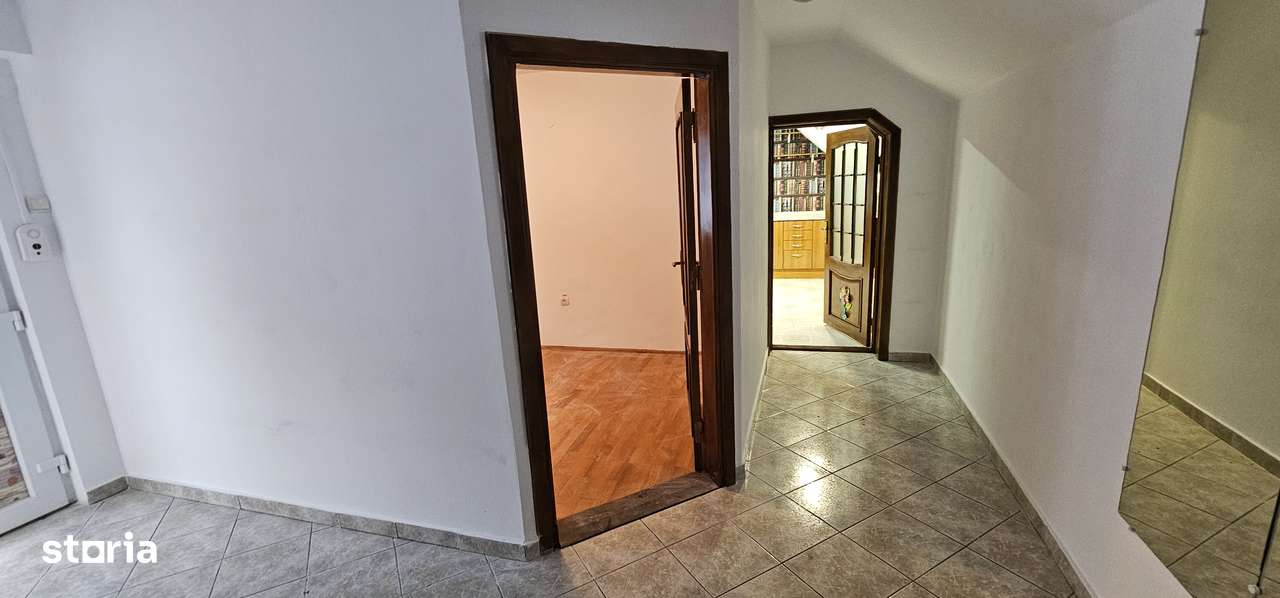 Locuinta, spatiu  birouri sau airbnb 90 mp, 4 camere, str.Avram Iancu. - Imagine principală: 4/14