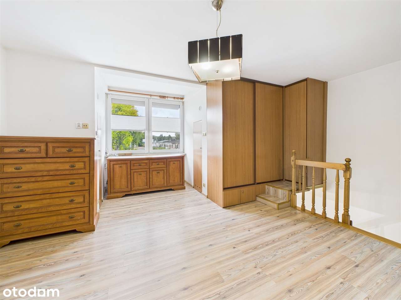 Dwupoziomowe mieszkanie, 2 pokoje, ul. 11-go Listopada-13