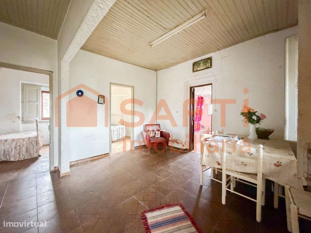 Moradia para recuperar, junto ao Rio - Grande imagem: 5/26