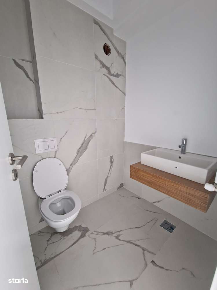 Mamaia Nord - Garsoniera în Complex Tomis Villa Grand Resort, parcare-12