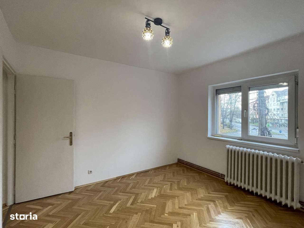 Apartament 3 camere - 2 bai - decomandat - Imagine principală: 4/14