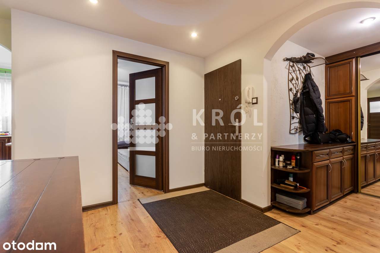 3 pokojowe spółdzielczo- własnościowe mieszkanie z balkonem na Bukowym-5