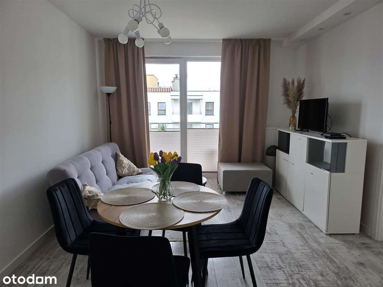 Apartament 2 pokojowy z pełnym umeblowaniem, os.Ue - Pełny obrazek: 2/10