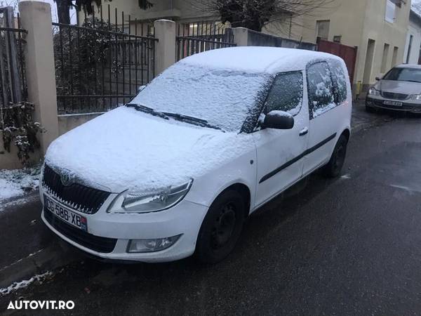 Dezmembrez Skoda Roomster 2010 1.6tdi Euro 5 - 1