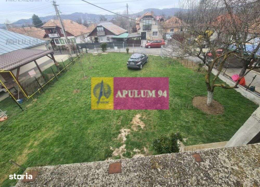 Casă de vânzare în Comarnic (zona Poiana) - Imagine principală: 5/20