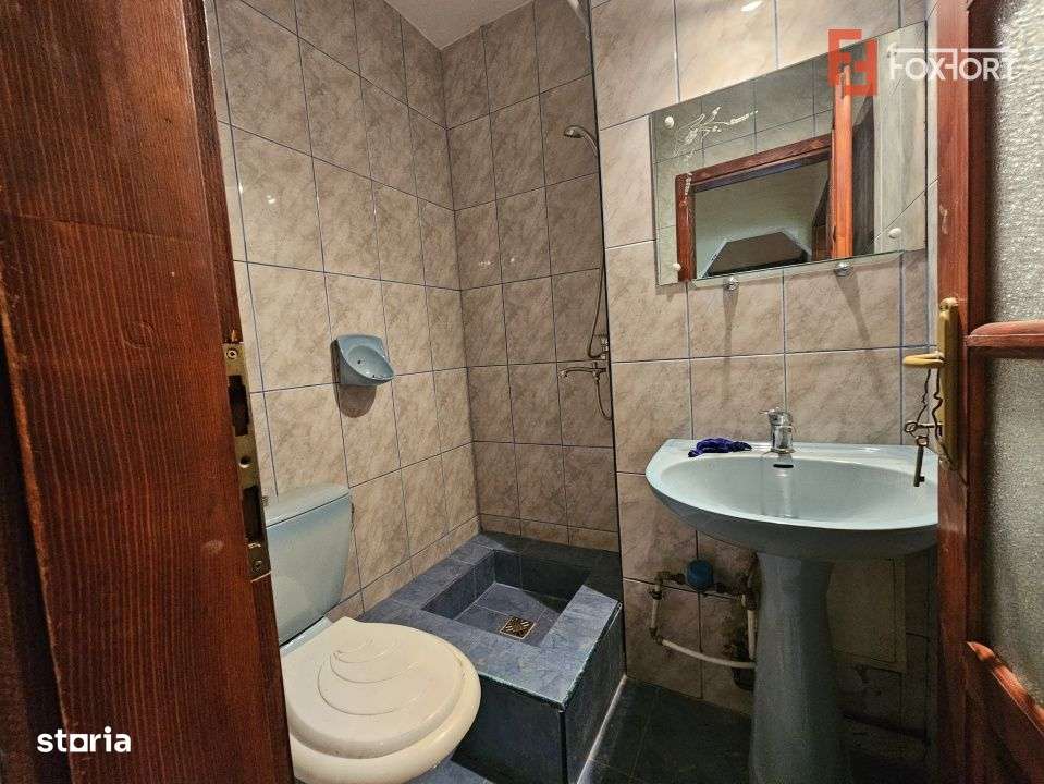 Apartament cu 3 camere, decomandat cu vedere pe 3 parti - zona Miorita-3