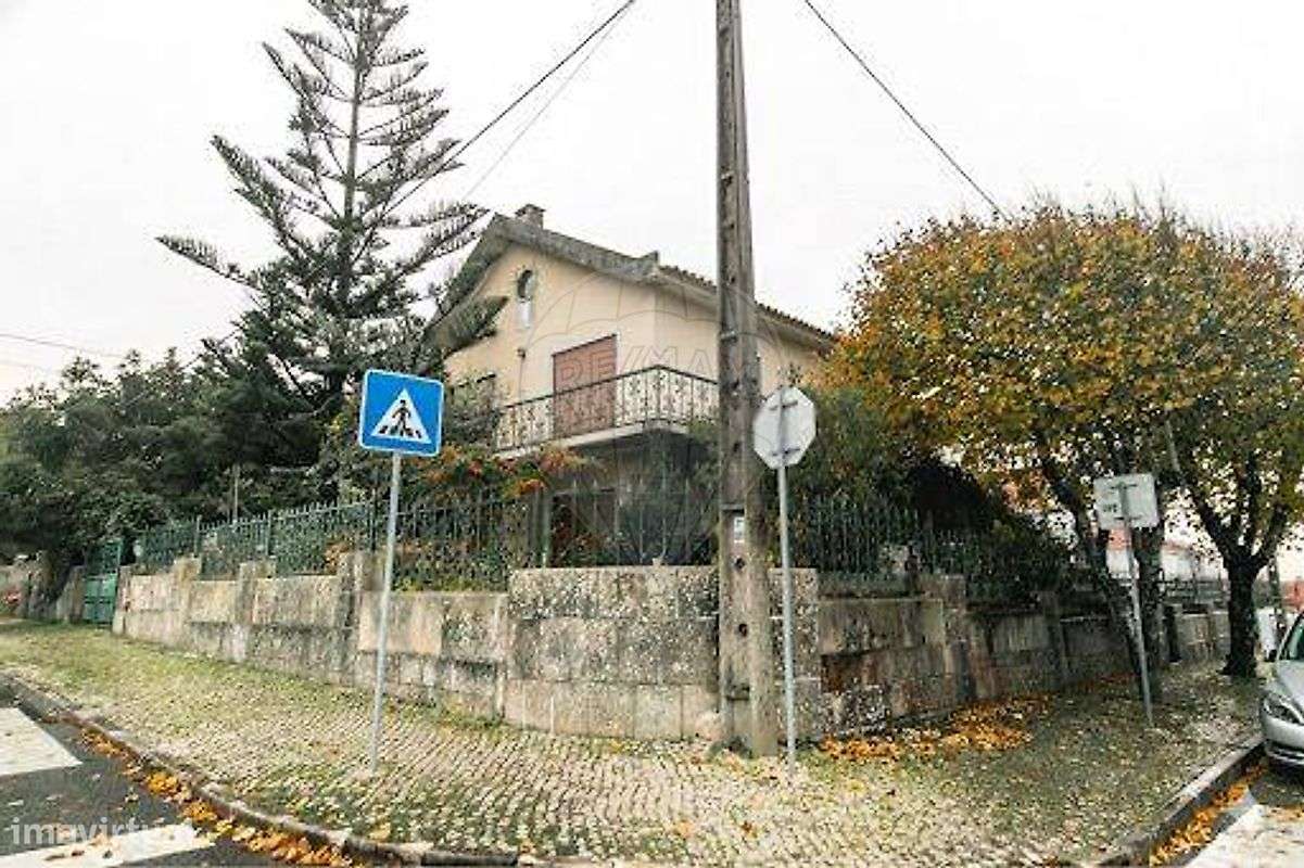 Moradia T8 para venda-31