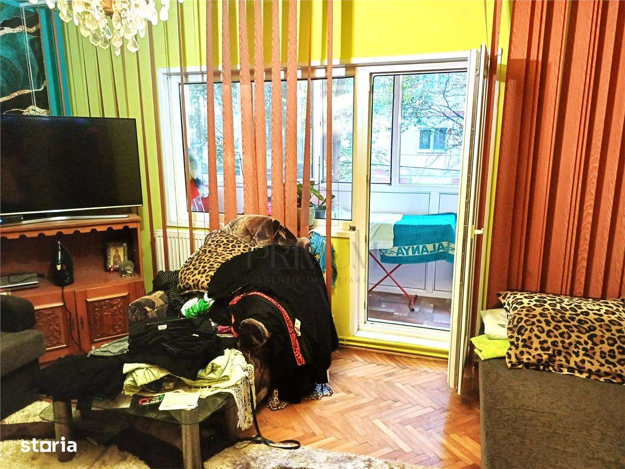 SOARELUI - 3 camere - 2 bai - 2 balcoane - centrala  proprie - ETAJ 1 - Imagine principală: 3/10