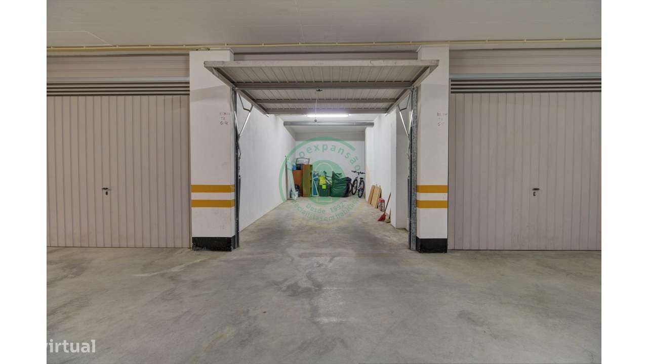 T3 com Garagem e Terraço-35