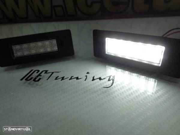 Suporte De Lampada De Matricula Com Led Branco Audi A5/S5, Q2, Q5 2016-2019 - 17