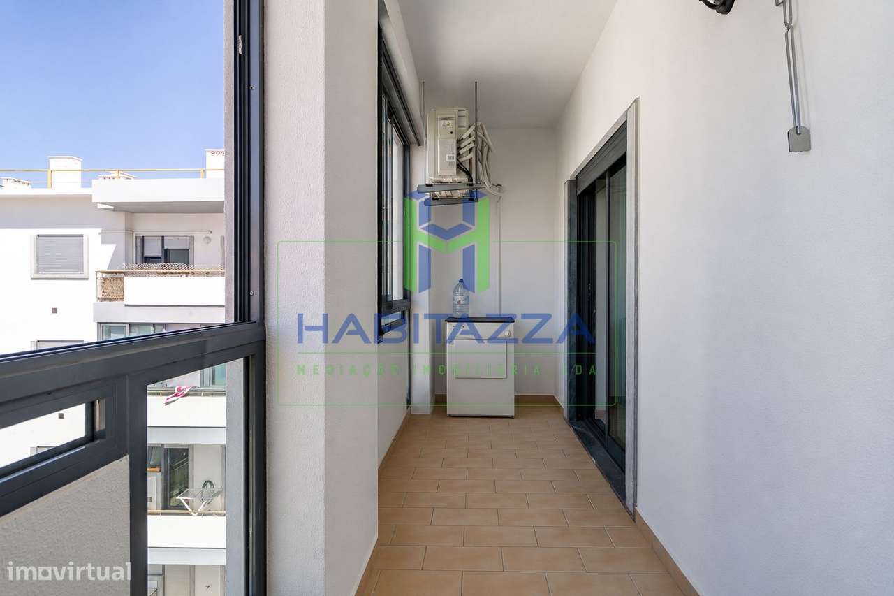 Apartamento T3 Topfloor para venda, em Lagos-11