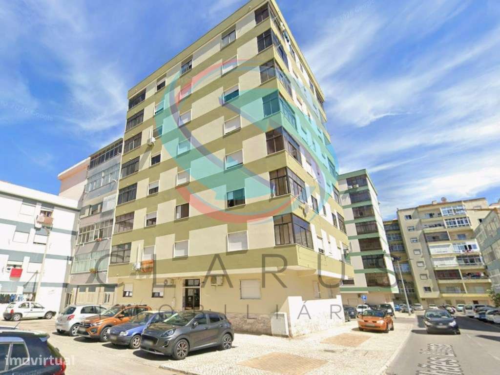 APARTAMENTO T2 AMORA/PAIVAS-15