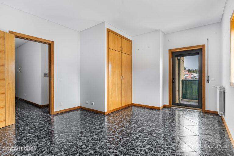 Apartamento T2 Lixa-18