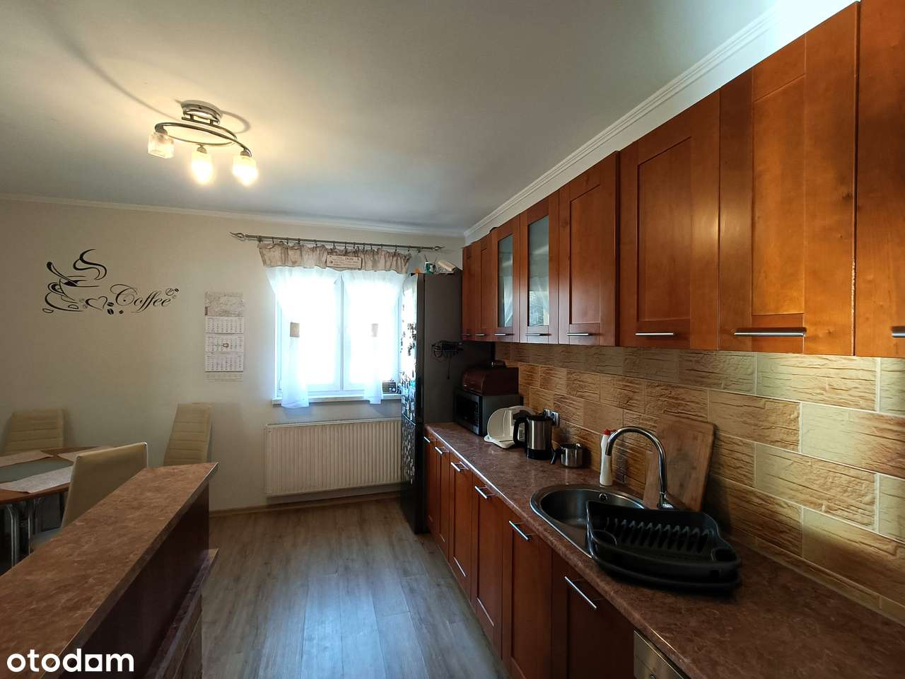 Piękny dom z dużym tarasem, dostępny od zaraz!-6