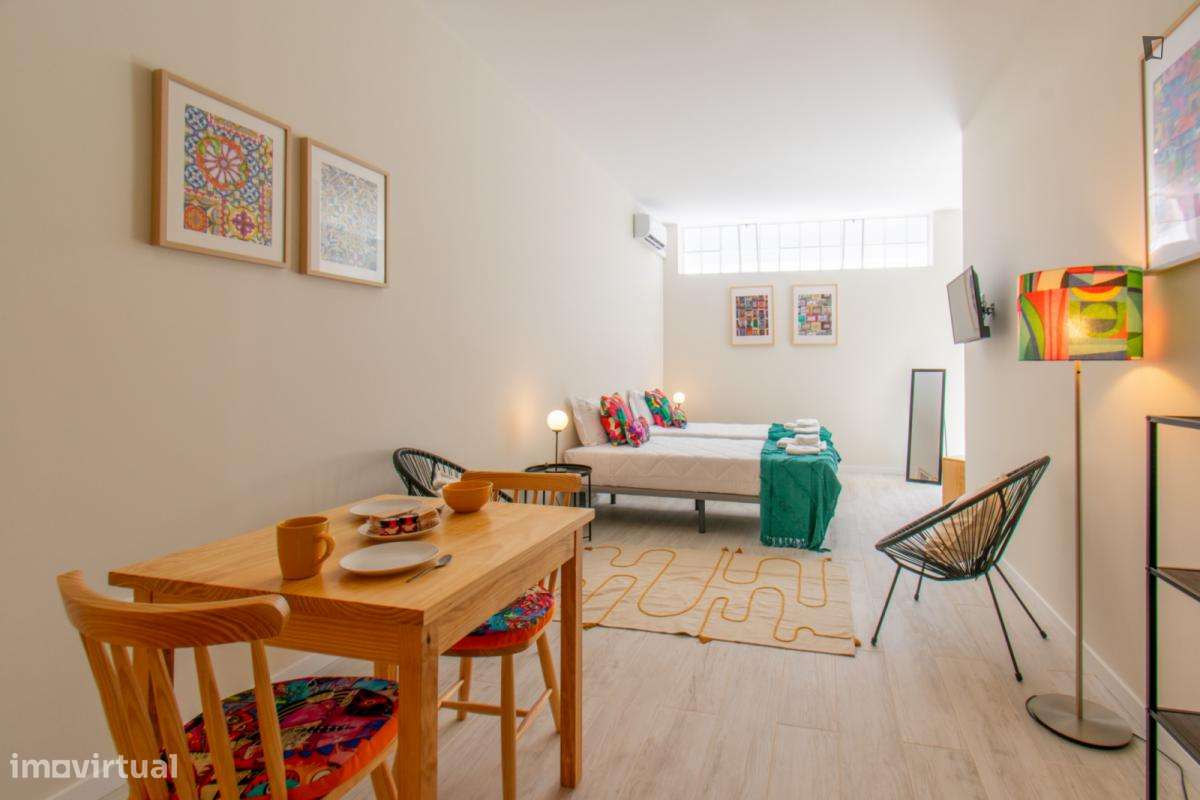 Estúdio - localizado em Paranhos Porto - Grande imagem: 4/6