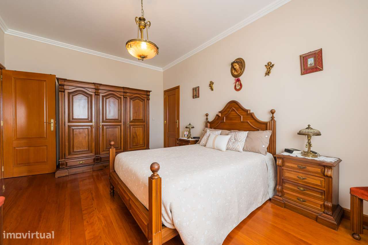 Moradia 3 Quartos - Geminada - Ramada-24