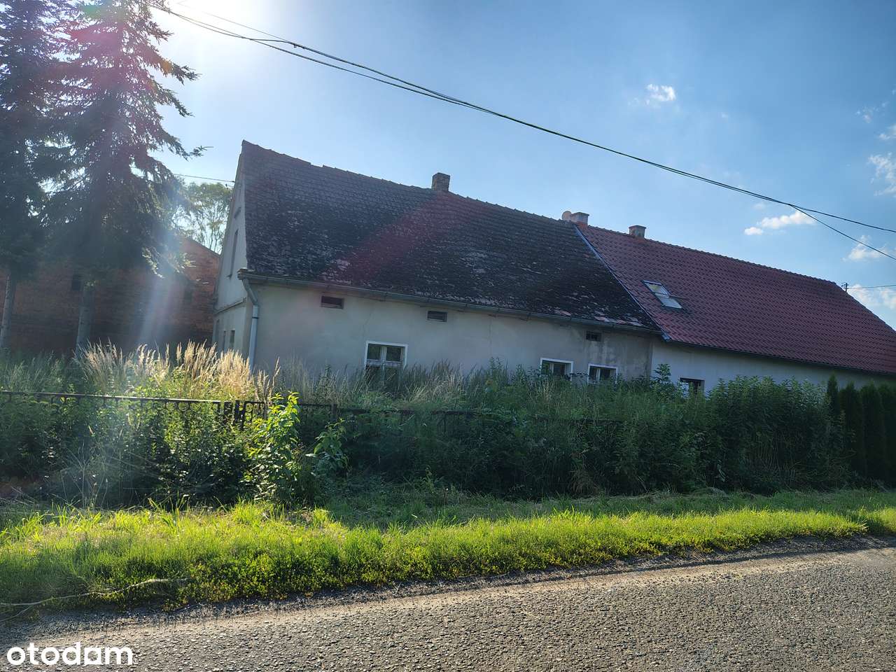 Na sprzedaż Bliźniak 80 m² i Stodoła 150 m² na 15 arowej działce