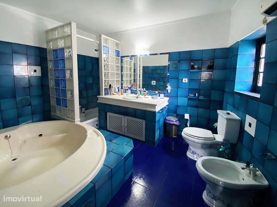 Grande moradia T5+1, piscina, jardim, garagem, sótão e anexo, Peniche-11