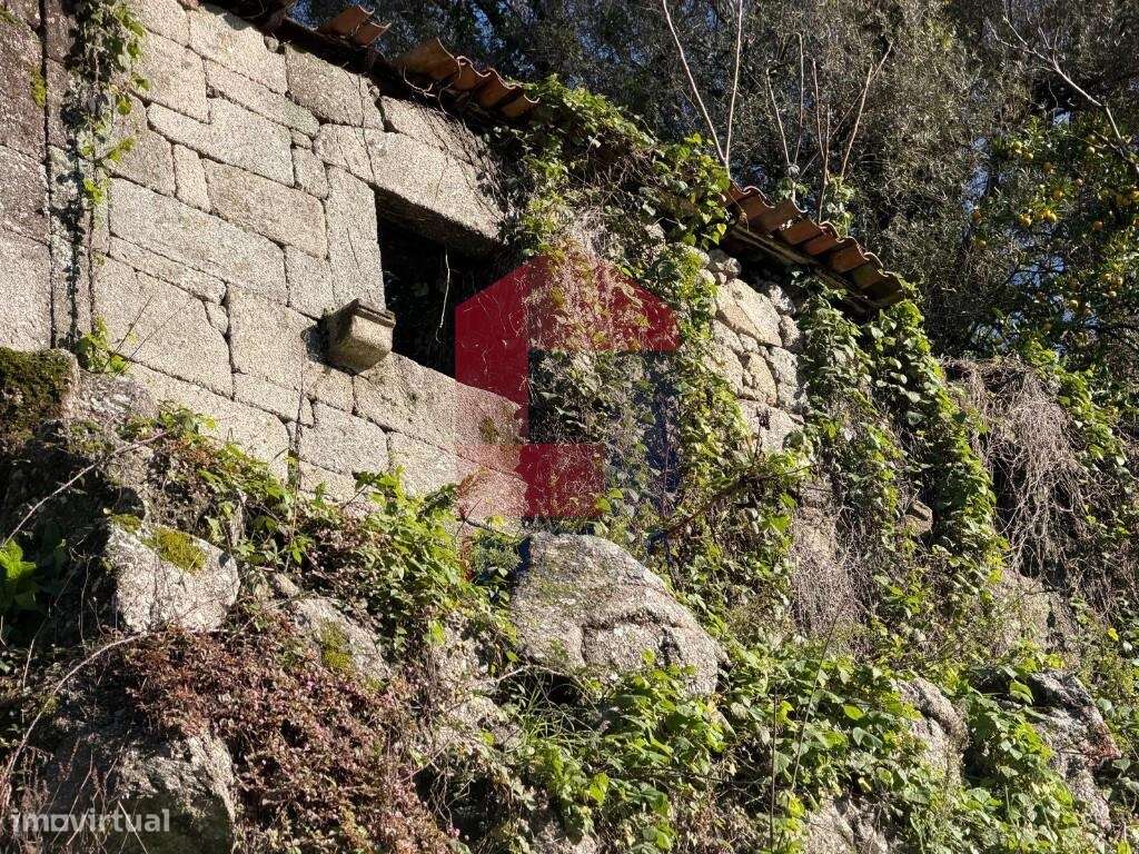 Moradia para restauro, Gomide - Grande imagem: 3/18