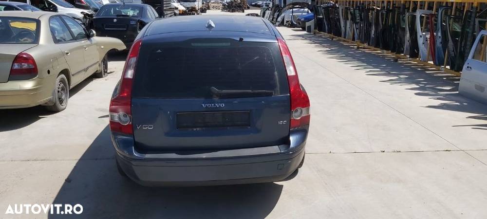 Dezmembrez Volvo V50 - 2