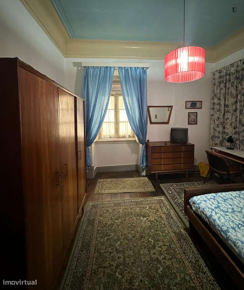 Quarto - localizado em Entrecampos Lisbon - Grande imagem: 3/10